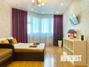 1-к квартира, посуточно, 50м2, 1/1 этаж