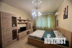 1-к квартира, посуточно, 40м2, 8/17 этаж