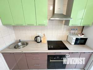 1-к квартира, посуточно, 38м2, 20/25 этаж