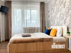 2-к квартира, посуточно, 45м2, 1/1 этаж