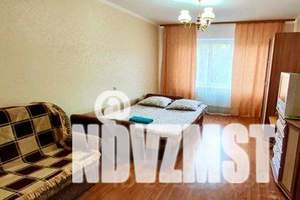 1-к квартира, посуточно, 40м2, 3/10 этаж