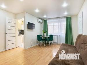 2-к квартира, посуточно, 45м2, 5/5 этаж