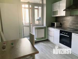 2-к квартира, посуточно, 65м2, 9/17 этаж