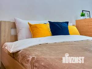 Студия квартира, посуточно, 25м2, 14/27 этаж