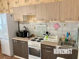 1-к квартира, посуточно, 40м2, 7/17 этаж
