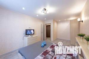 1-к квартира, посуточно, 55м2, 3/23 этаж