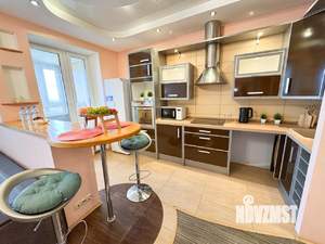 Студия квартира, посуточно, 37м2, 22/25 этаж