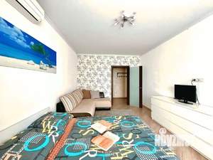1-к квартира, посуточно, 50м2, 1/1 этаж