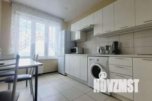 1-к квартира, посуточно, 37м2, 4/17 этаж