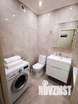 1-к квартира, посуточно, 39м2, 16/23 этаж