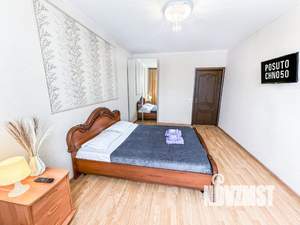 3-к квартира, посуточно, 84м2, 1/1 этаж