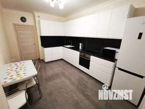 1-к квартира, посуточно, 39м2, 16/23 этаж