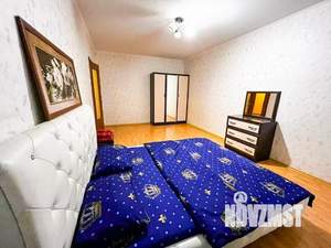 2-к квартира, посуточно, 65м2, 1/1 этаж