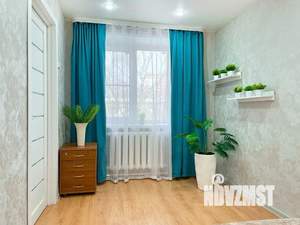 1-к квартира, посуточно, 45м2, 1/1 этаж