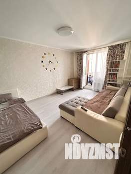 1-к квартира, посуточно, 38м2, 10/17 этаж