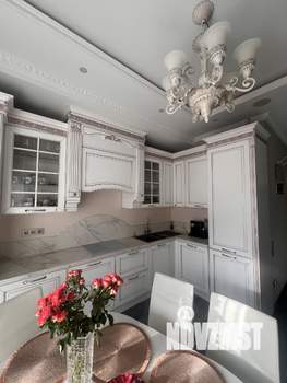 4-к квартира, на длительный срок, 110м2, 2/8 этаж