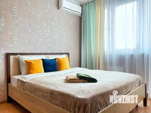 1-к квартира, посуточно, 55м2, 1/1 этаж