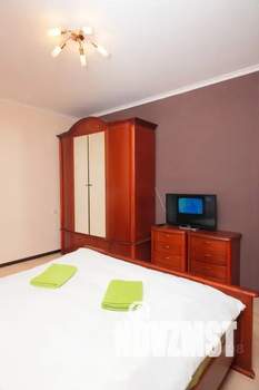 1-к квартира, посуточно, 64м2, 1/1 этаж