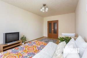 1-к квартира, посуточно, 44м2, 1/1 этаж