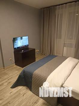 1-к квартира, посуточно, 46м2, 7/25 этаж