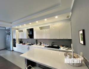 3-к квартира, на длительный срок, 110м2, 2/8 этаж