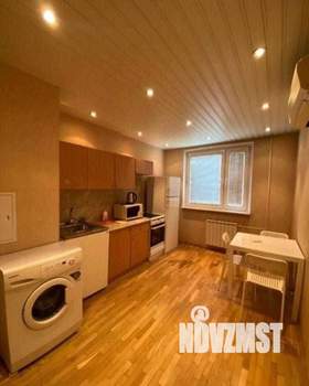 1-к квартира, посуточно, 36м2, 1/10 этаж