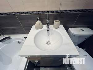 Студия квартира, посуточно, 38м2, 10/15 этаж