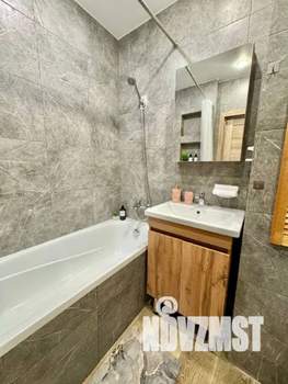 1-к квартира, посуточно, 42м2, 9/17 этаж