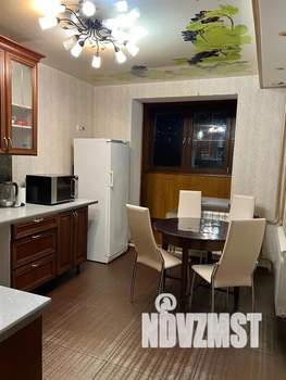 3-к квартира, посуточно, 52м2, 3/17 этаж