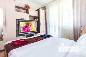 Студия квартира, посуточно, 22м2, 18/25 этаж