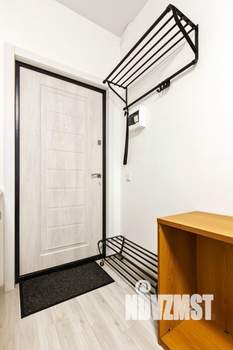 1-к квартира, посуточно, 12м2, 1/1 этаж