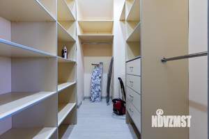 1-к квартира, посуточно, 63м2, 1/1 этаж