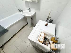 1-к квартира, посуточно, 38м2, 20/25 этаж