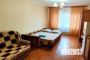 1-к квартира, посуточно, 40м2, 3/10 этаж