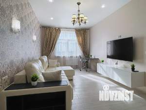 2-к квартира, посуточно, 55м2, 1/1 этаж