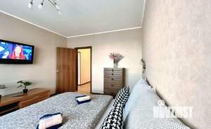 1-к квартира, посуточно, 50м2, 1/1 этаж