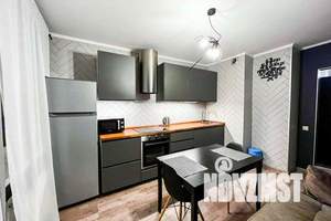 1-к квартира, посуточно, 45м2, 23/27 этаж