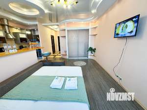 Студия квартира, посуточно, 37м2, 22/25 этаж