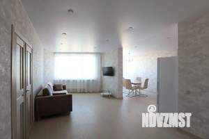 1-к квартира, посуточно, 60м2, 1/1 этаж