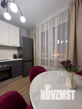 1-к квартира, посуточно, 35м2, 2/17 этаж