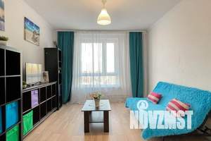 2-к квартира, посуточно, 60м2, 23/25 этаж