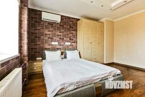 1-к квартира, посуточно, 58м2, 1/1 этаж