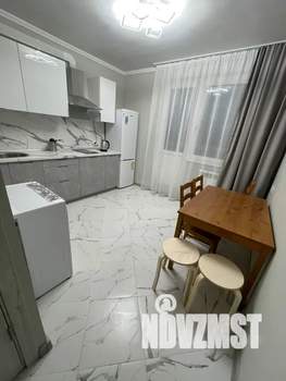 1-к квартира, посуточно, 41м2, 21/22 этаж