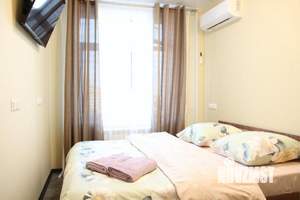 2-к квартира, посуточно, 45м2, 1/1 этаж