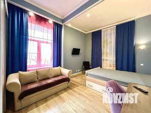 2-к квартира, посуточно, 55м2, 1/1 этаж