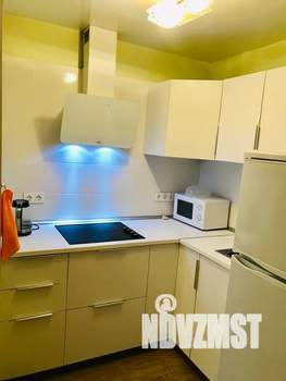 Студия квартира, посуточно, 30м2, 21/25 этаж