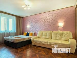 1-к квартира, посуточно, 50м2, 16/25 этаж