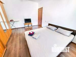 1-к квартира, посуточно, 64м2, 1/1 этаж