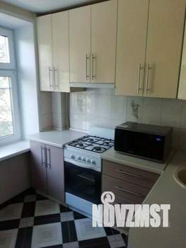 2-к квартира, посуточно, 48м2, 1/1 этаж