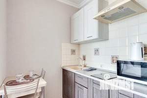 Студия квартира, посуточно, 22м2, 18/25 этаж